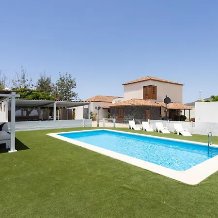 Casa La Rueda With Pool Villa *