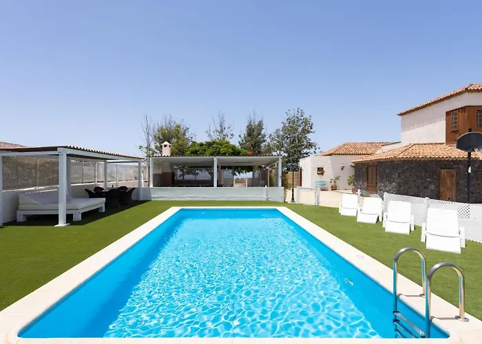 Casa La Rueda With Pool Costa Adeje (Tenerife)