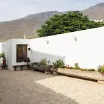 Casa La Rueda With Pool Villa *