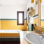 Villa Casa La Rueda With Pool